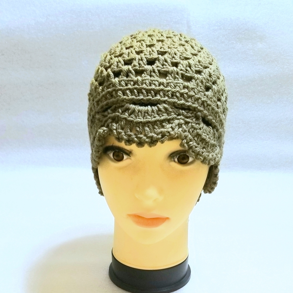Beautiful 1920s Flapper's Vintage Juliet Hat